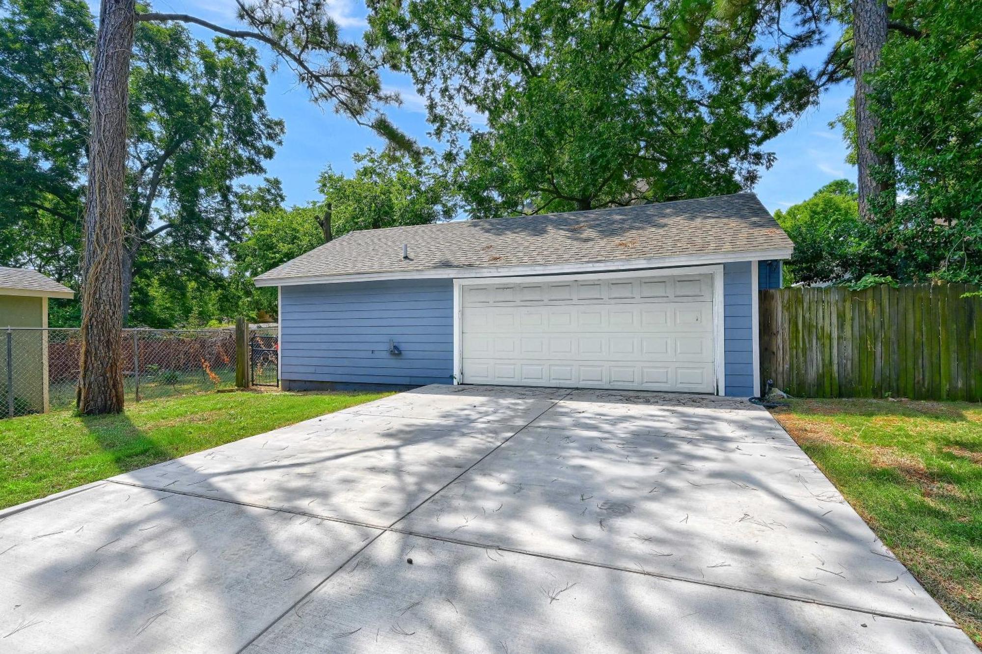 Pet Friendly With Full Kitchen & Fenced Yard Villa Denison Exterior photo